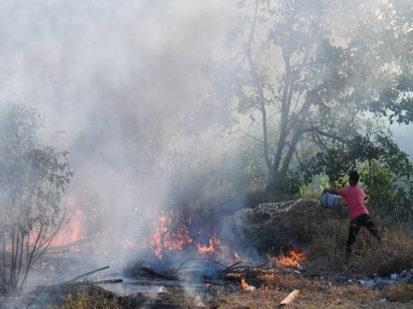  Cuaca  panas Bomba Selangor pantau lokasi kerap berlaku 