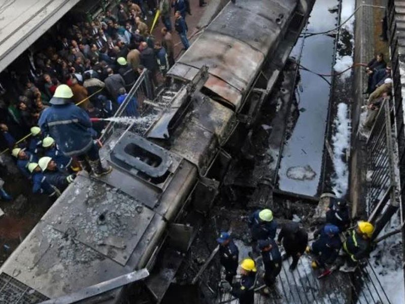 Angka kematian susulan nahas kereta api Stesen Ramses, meningkat 22 orang. - Foto AFP