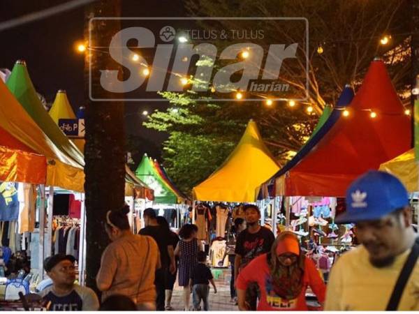 Walk Flea Market menawarkan pelbagai jualan barangan antik, jualan makanan dari ‘food truck’ yang menyajikan aneka menu tempatan dan antarabangsa.