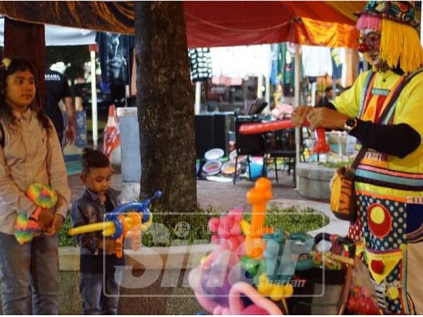 'Nak cari barang rare, jom ke Walk Flea Market'