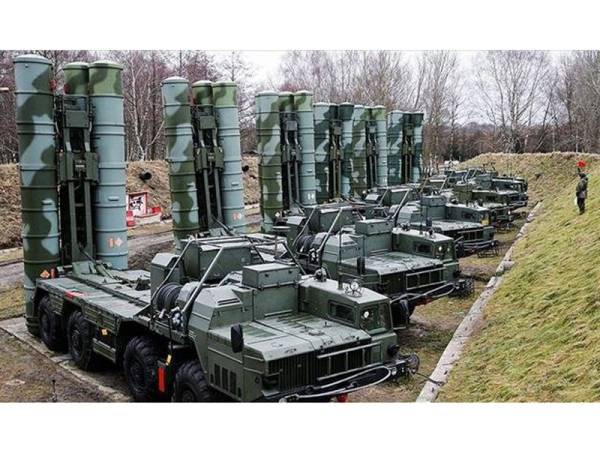 Sistem pertahanan peluru berpandu S-400