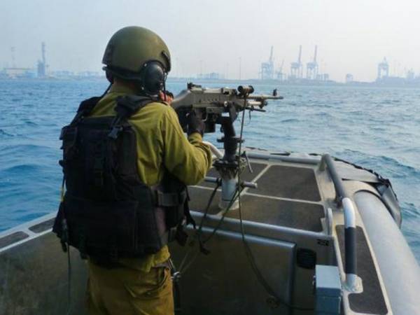 Tentera laut Israel mengekalkan kepungan laut ke atas Genting Gaza.