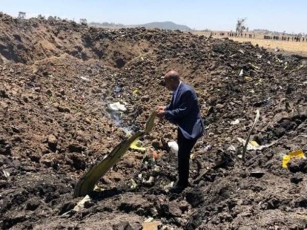 CEO Ethiopian Airlines Tewolde Gebremariam turut berada di lokasi kejadian. - Foto ETHIOPIAN AIRLINES