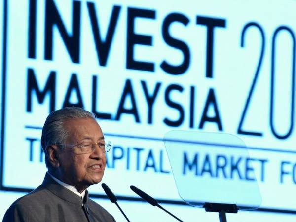 Perdana Menteri Tun Dr Mahathir Mohamad menyampaikan ucaptama pada Invest Malaysia 2019 hari ini. Foto: Bernama