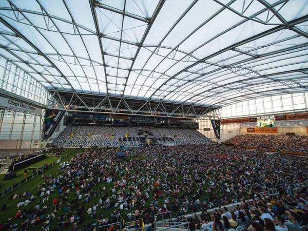 Hampir 18,000 orang di Dunedin, di sini, berhimpun di Stadium Forsyth Barr. -Foto Dunedin City Council