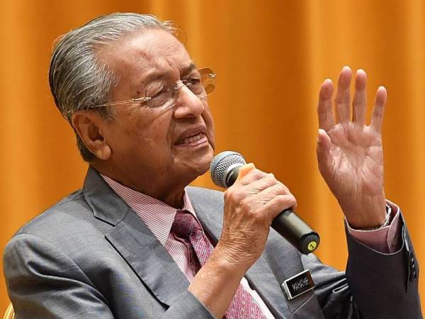 Tun Dr Mahathir - Foto Bernama