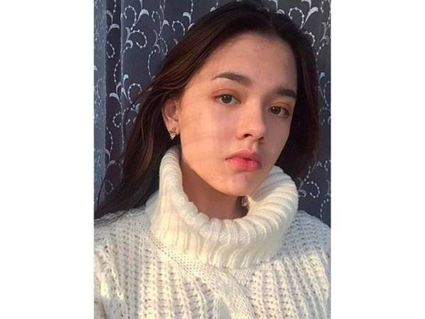 Karina Baymukhambetova, 15, maut ketika berswafoto di landasan kereta api.