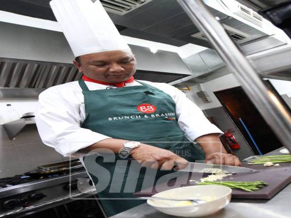 Chef Shamsul Kamar, pakar membuat pasta yang enak