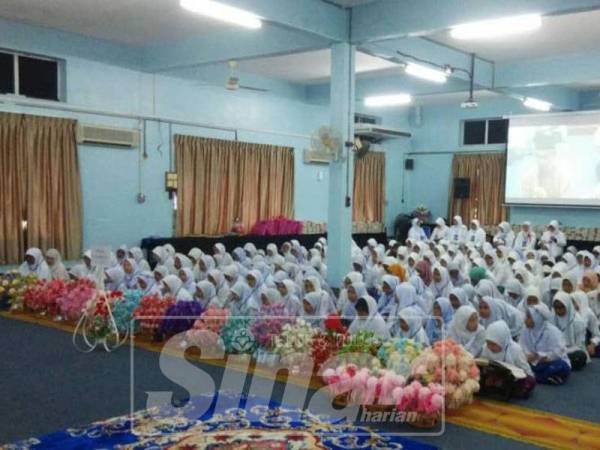 Peserta yang menyertai Majlis Khatam Al-Quran Perdana. 