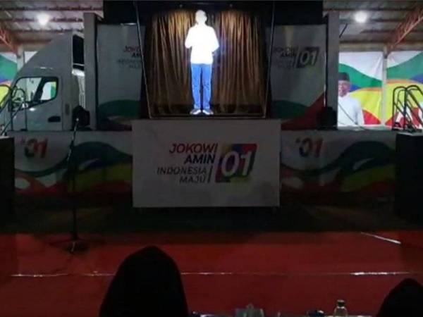 Jadual yang padat menyebabkan Jokowi menggunakan hologram untuk berkempen.