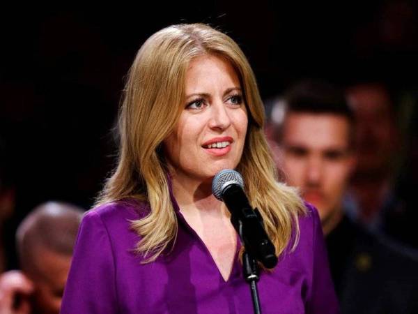 Zuzana Caputova wanita pertama menjadi presiden Slovakia . - Foto Reuters