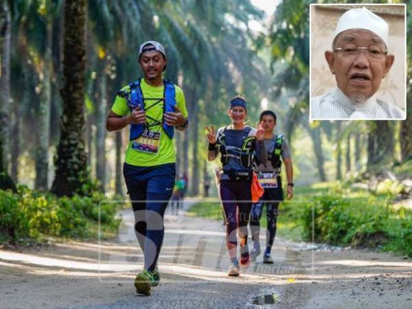 Gambar kecil: Tan Sri Harussani Zakaria