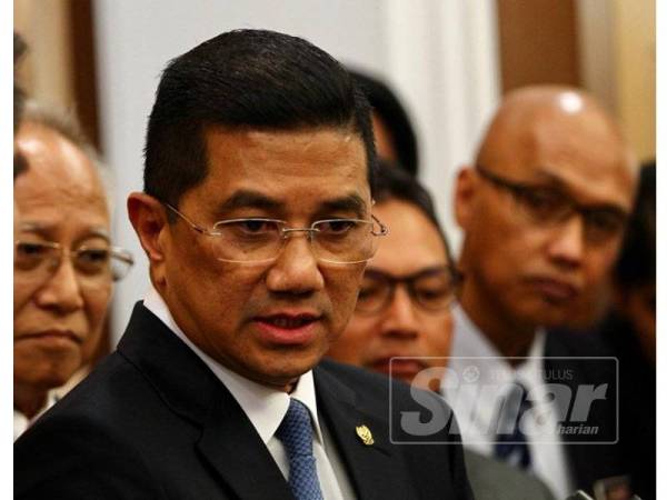 Mohamed Azmin - Foto Sinar Harian Zahid Izzani