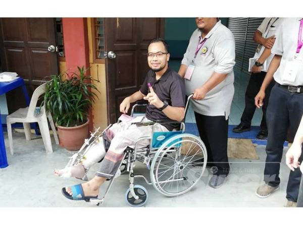 Mohd Khairul ketika ditemui di Sekolah Jenis Kebangsaan Tamil (SJKT) Rantau di sini, hari ini. - Foto Adam Amir Hamzah