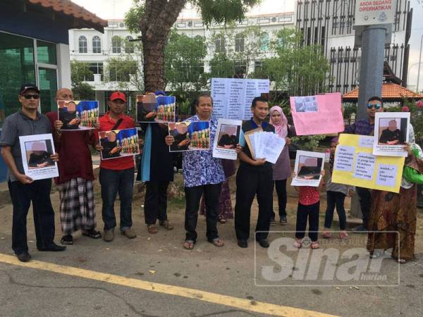 Sebahagian mangsa tampil mendakwa mereka ditipu sebuah syarikat jualan kopi di Melaka.
