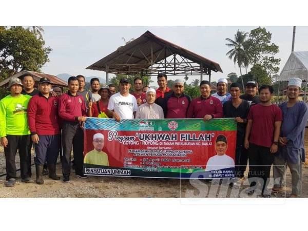 Pemuda UMNO dan Pas Machang jayakan Program Ukhuwah Fillah bagi mengukuhkan semangat kebersamaan antara kedua belah pihak seterusnya merealisasikan penyatuan ummah.