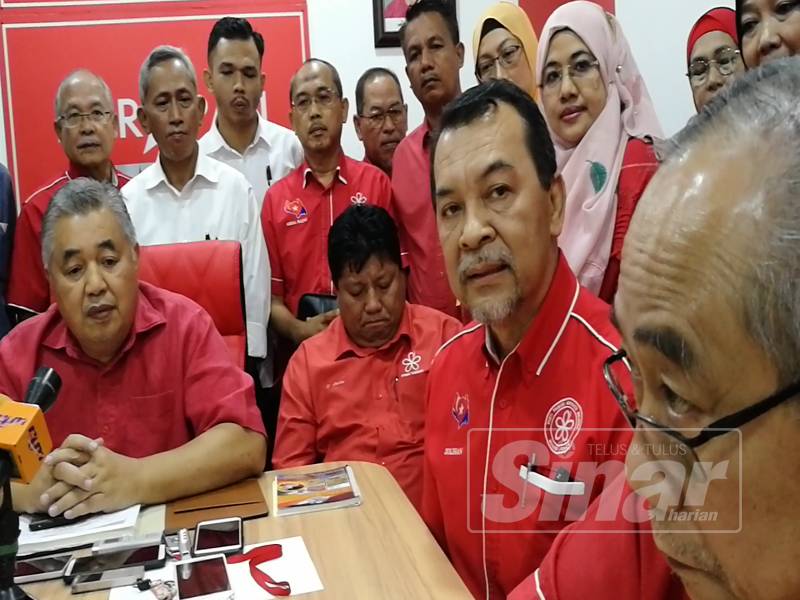 Mohd Solihan pada sidang media di Pejabat Bersatu Johor, hari ini.