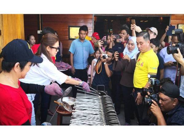 Tengku Permaisuri Selangor sedia hidangan kuih kapit