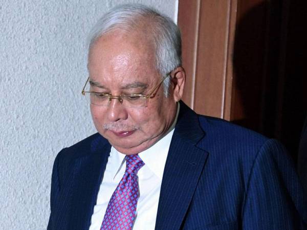 Bekas Perdana Menteri Datuk Seri Najib Tun Razak pada prosiding perbicaraan kes yang dihadapinya membabitkan dana SRC International Sdn Bhd berjumlah RM42 juta di Kompleks Mahkamah Kuala Lumpur hari ini. - Foto Bernama