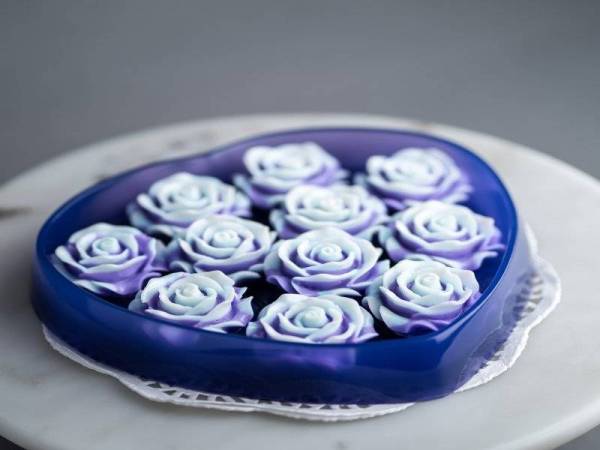 Purple Roses Jelly Cake - Untitled