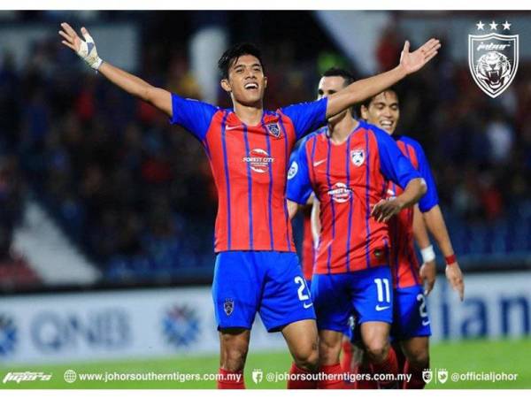 Safiq Ahmad meraikan gol kemenangan JDT di Stadium Larkin malam ini. Foto: Ihsan Johor Southern Tigers.
