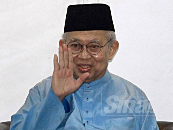 Tengku Razaleigh hadir dalam Majlis Iftar MPM di Wisma MPM,Kuala Lumpur. - FOTO ZAHID IZZANI