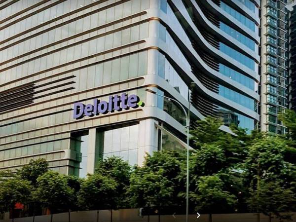 1MDB: Polis serbu pejabat Deloitte