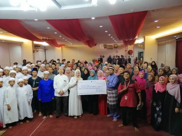 TIC meraikan 200 asnaf sempena Ihya Ramadan dan turut menyerahkan kutipan dibuat sempena program Gerak Gempur Tabung Aman Palestin.