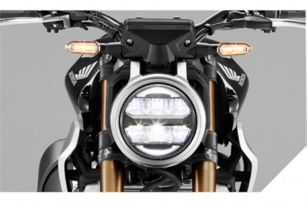 Lampu hadapan CB250R.