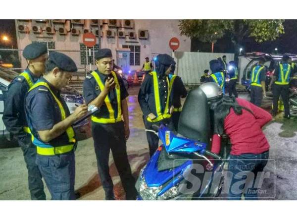 Sebanyak 1,021 motosikal diperiksa dalam Operasi Khas Motosikal sekitar Pulau Pinang sempena Hari Raya Aidilfitri ini.