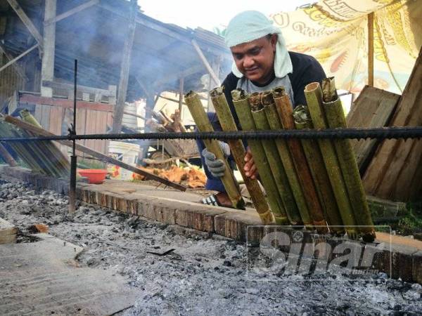 Lemang Zuhailan menjadi juadah untuk dinikmati masyarakat setempat sehingga sambutan 'raya enam'.