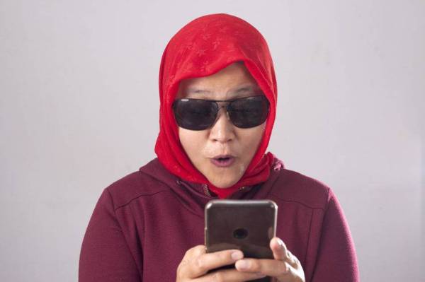 Jika maklumat yang diterima penting dan mesti disampaikan segera, maka sebarkanlah selepas ia diyakini benar. -GAMBAR HIASAN.
