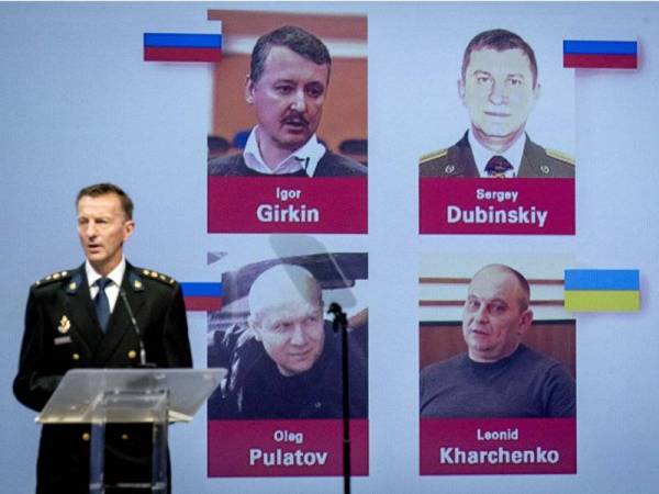 Igor Gerkin, Sergey Dubinsky, Oieg Pulatov dari Rusia manakala Leonid Kharchenko warganegara Ukraine dinamakan sebagai dalang utama insiden MH17 yang ditembak jatuh di timur Ukraine pada tahun 2014. - AFP