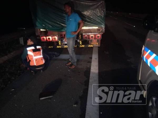 Lokasi kejadian yang menyaksikan seorang pemandu lori terbunuh selepas menjadi mangsa langgar lari di Kilometer 85, Jalan Lipis-Merapoh dekat Gua Musang pagi tadi.