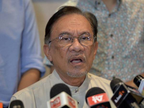 Datuk Seri Anwar Ibrahim - Foto Bernama