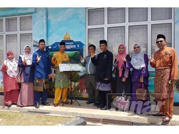 Bantu sekolah mohon peruntukan dewan, surau