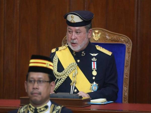 Sultan Johor sedia pantau pentadbiran kerajaan