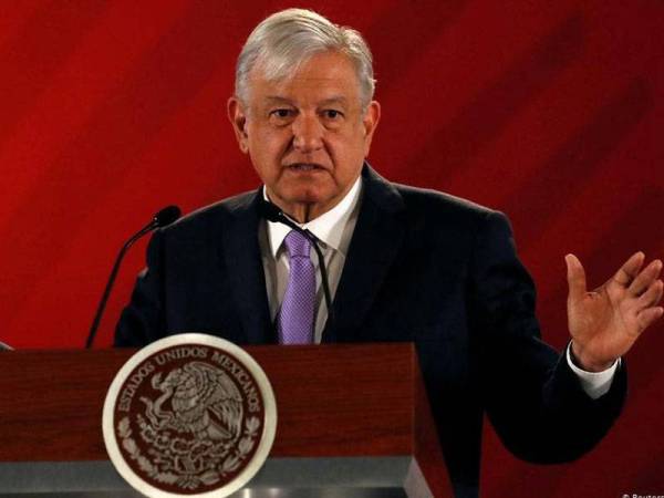 Presiden Mexico, Andres Manuel Lopez Obrador umum pelan sediakan 40,000 peluang kerja kepada migran. - Foto Reuters