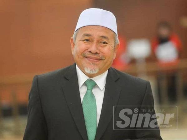 Tuan Ibrahim ketika ditemui media di lobi Parlimen di sini hari ini. - FOTO SHARIFUDIN ABDUL RAHIM