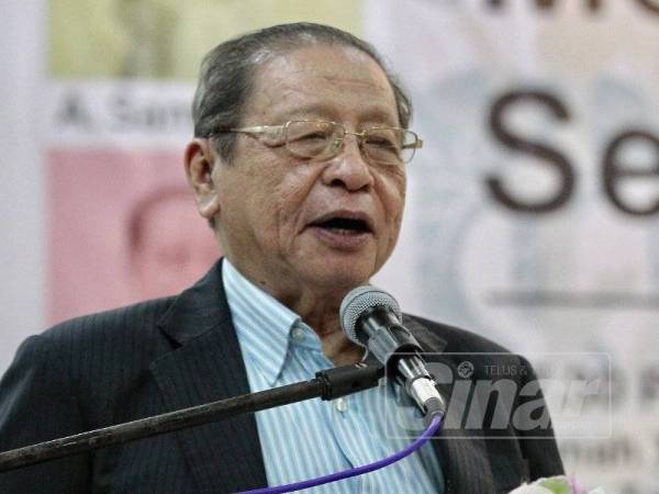 Penasihat DAP, Lim Kit Siang hadir serta memberi ucapan pada majlis Rumah Terbuka Meraikan Penggiat Seni dan Sastera di Rumah Tamu Datin Halijah,Sentul,Kuala Lumpur. FOTO:ZAHID IZZANI