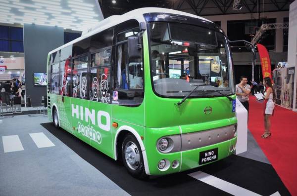 
HINO Poncho memiliki spesifikasi lantai yang serba rendah, sesuai untuk kegunaan di dalam bandar dan mesra OKU.