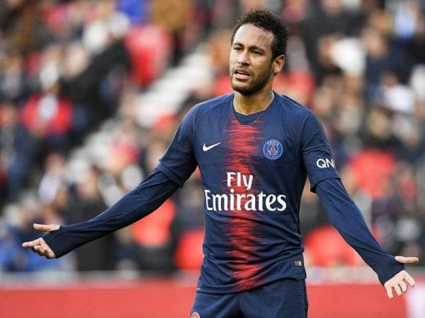 Neymar gagal melaporkan diri dalam sesi latihan PSG.