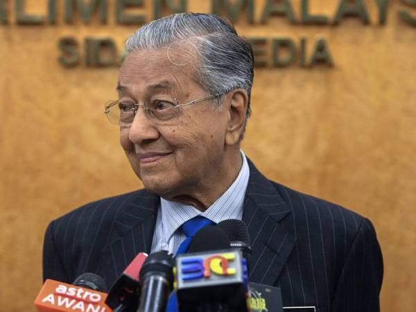  Tun Dr Mahathir Mohamad - Foto Bernama