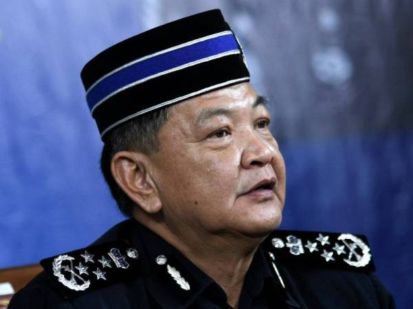 Ketua Polis Negara Datuk Seri Abdul Hamid Bador pada sidang media selepas Istiadat Penganugerahan Pingkat Jasa Pahlawan Negara di Batalion 4, Briged Tengah Pasukan Gerakan Am Semenyih hari ini. - Foto Bernama