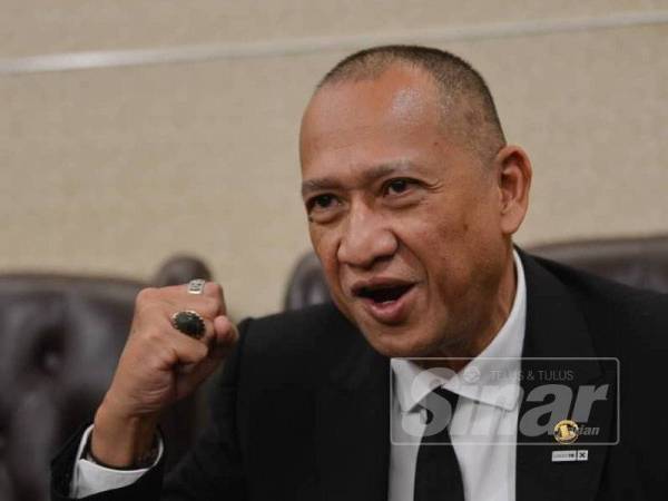 Nazri ketika ditemubual Sinar Harian di Parlimen, hari ini. - Foto SHARIFUDIN ABDUL RAHIM