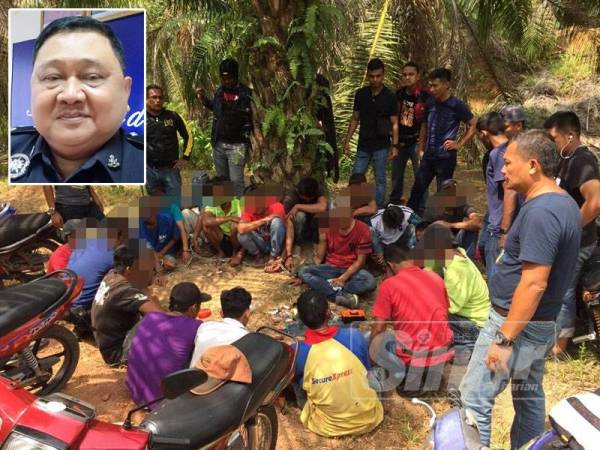 Individu yang ditahan polis dalam Op Sarang di Felda Palong 4, kelmarin. - Gambar kecil: Muhd Nurhishamuddin