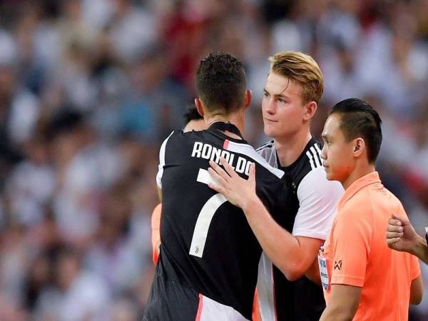 De Ligt diturunkan dalam aksi Piala Juara-Juara Antarabangsa (ICC) menentang Tottenham Hotspur, kelmarin.