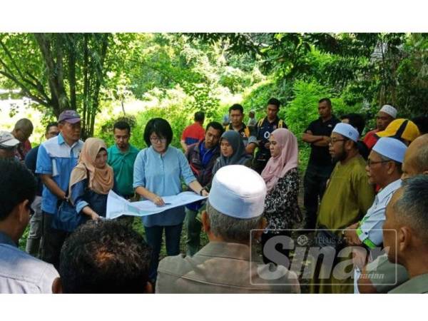 Agensi kerajaan datang membuat lawatan tapak di Gunung Pulai hari ini.