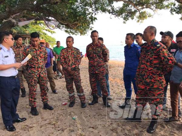 Kerja-kerja mencari dan menyelamat disertai seramai 38 anggota dari APMM, APM, polis dan bomba termasuk lapan Pasukan Penyelamat di Air (PPDA) dari Balai Bomba dan Penyelamat Jalan Kubu.