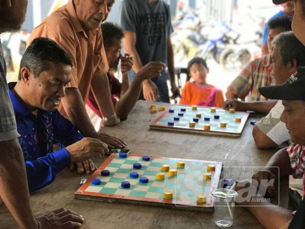 Permainan dam aji tidak lapuk